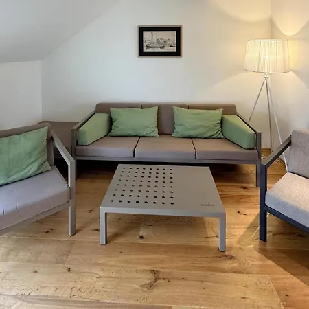 2 Bedroom Awesome In Søgne