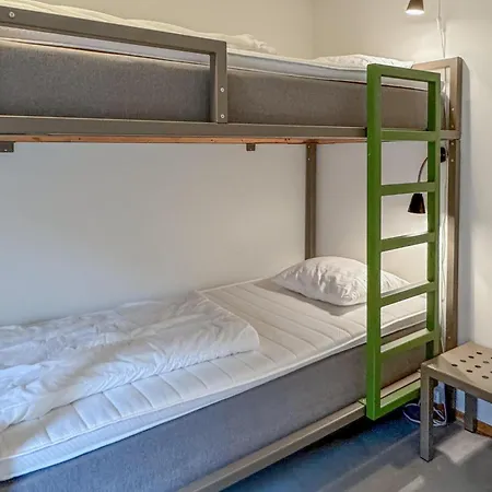 Apartman 2 Bedroom Awesome In