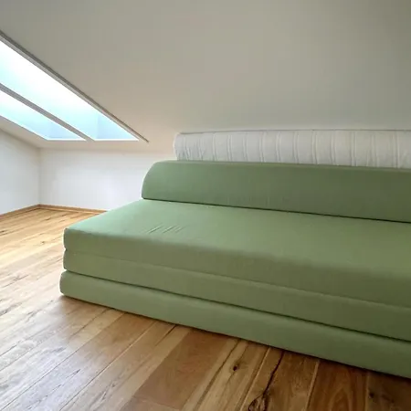 公寓 2 Bedroom Awesome In *
