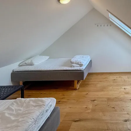 2 Bedroom Awesome In *