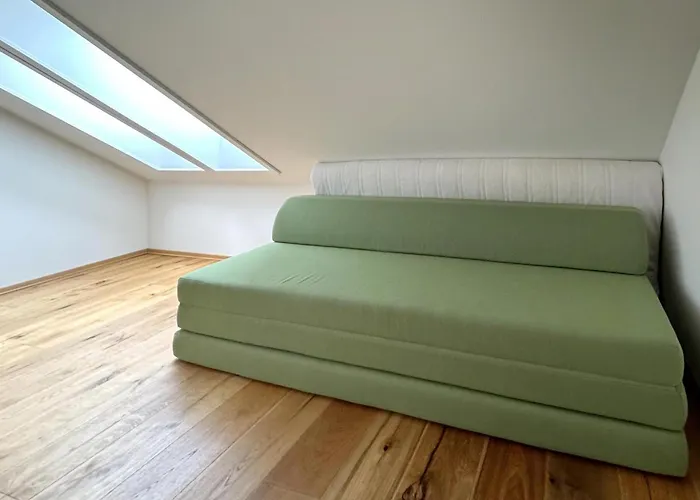 Lägenhet 3 Bedroom Amazing In *
